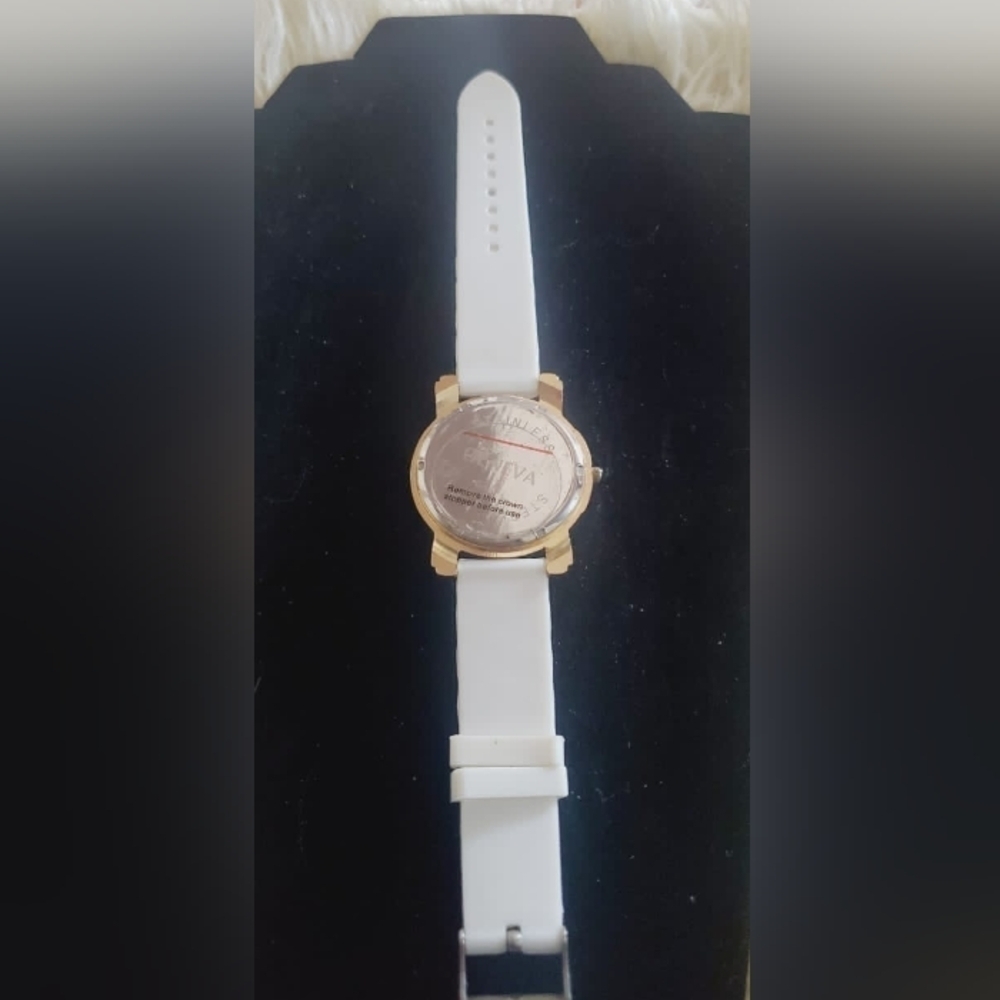 Wrist watch 🌴 - Picture 2 of 5